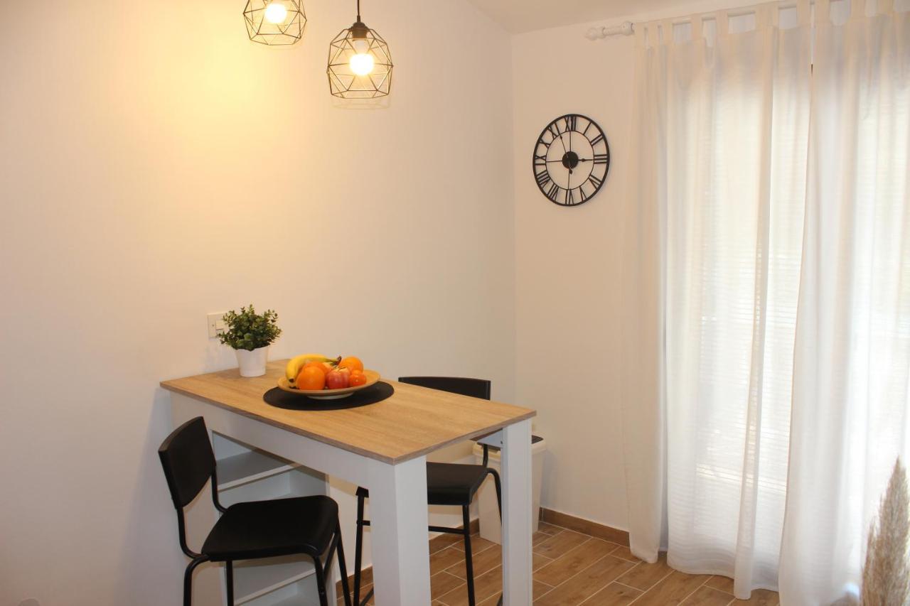 Apartments Dejana Štinjan Esterno foto