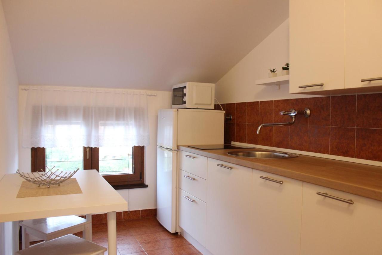 Apartments Dejana Štinjan Esterno foto